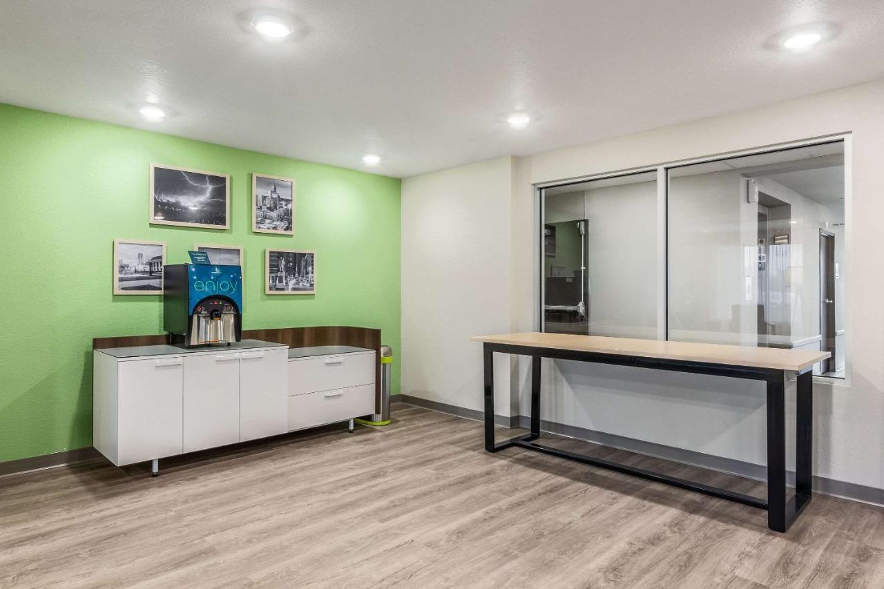 Woodspring Suites Indianapolis Castleton Exteriör bild